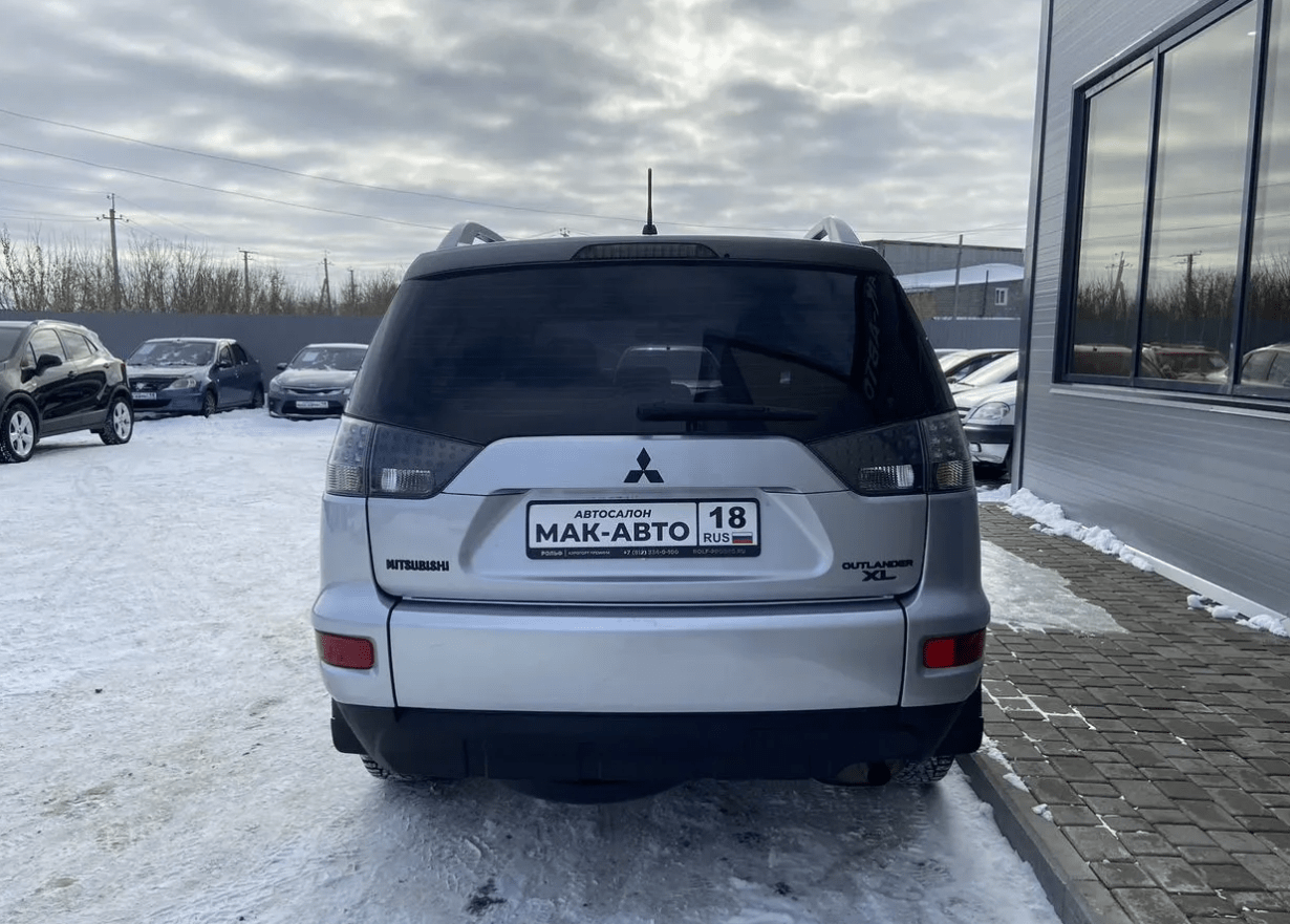 Купить Mitsubishi Outlander 2.0 CVT, 2010, 179 476 км