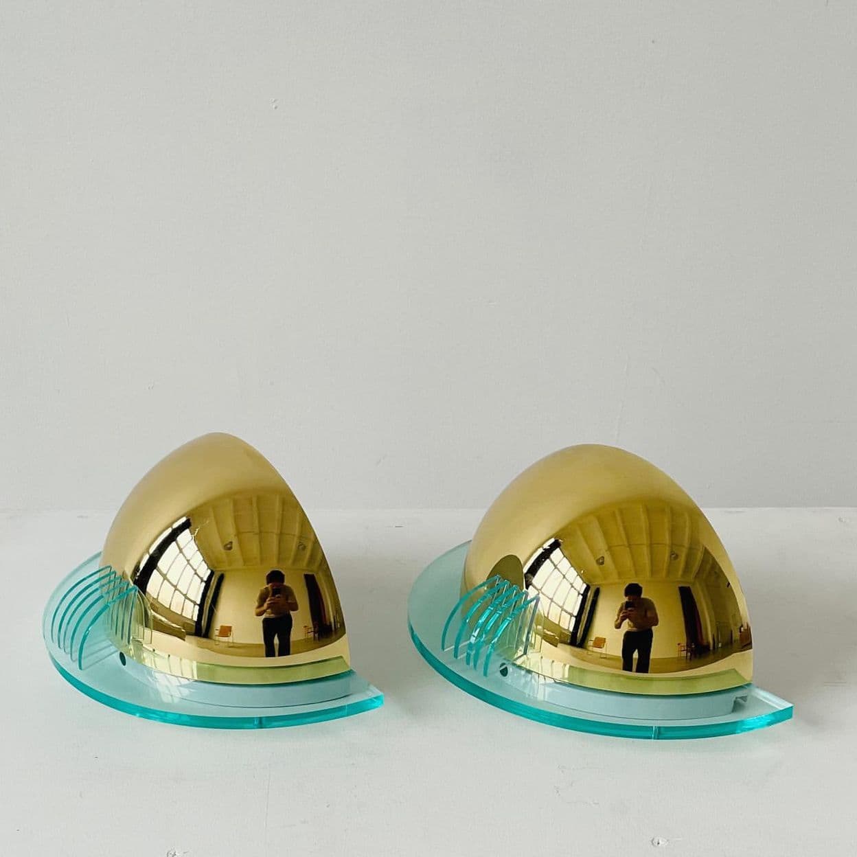 Купить Пара настенных светильников