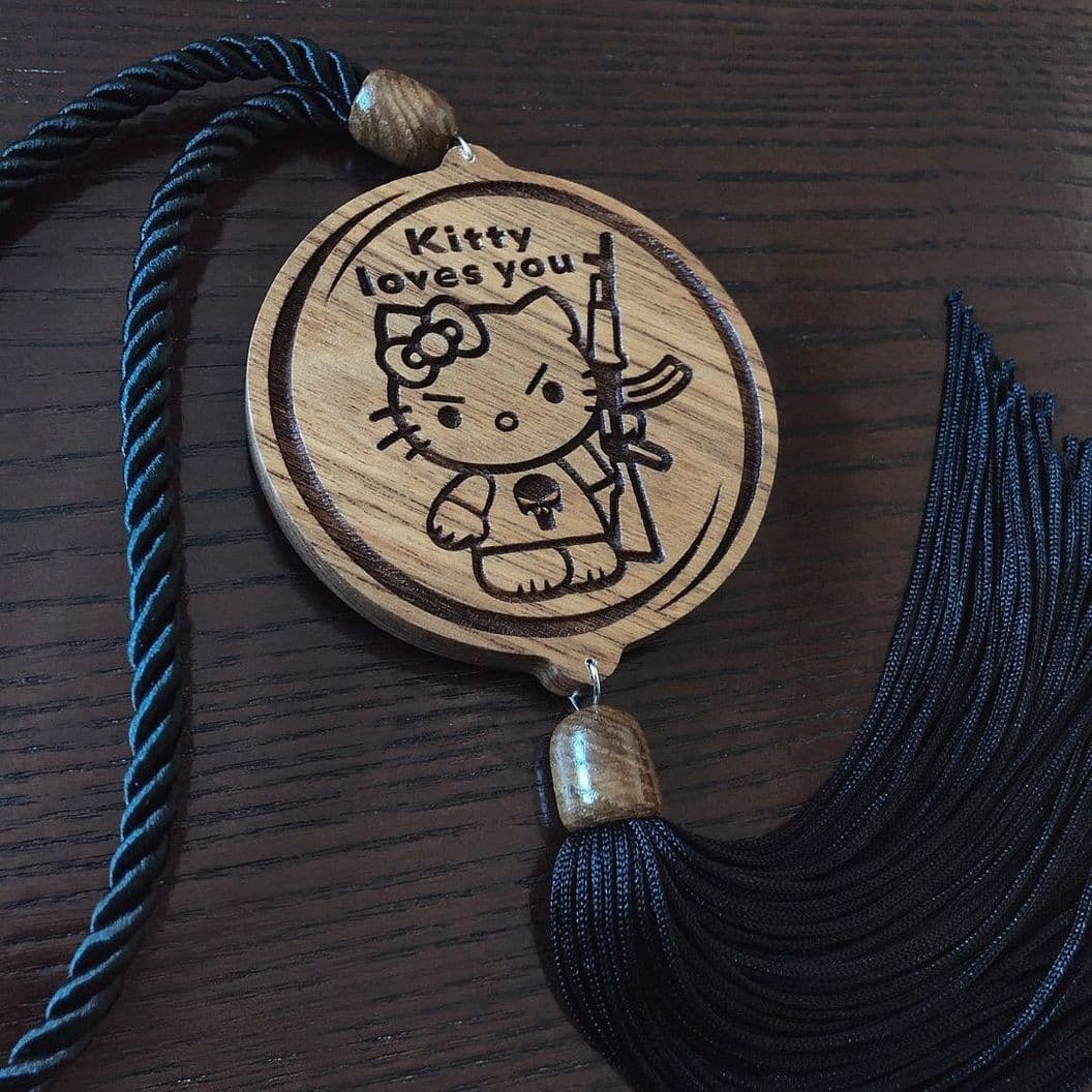 Купить подвеску на зеркало Hello Kitty