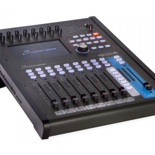 Купить Цифровой микшерный пульт Studiomaster  DIGITRACK18