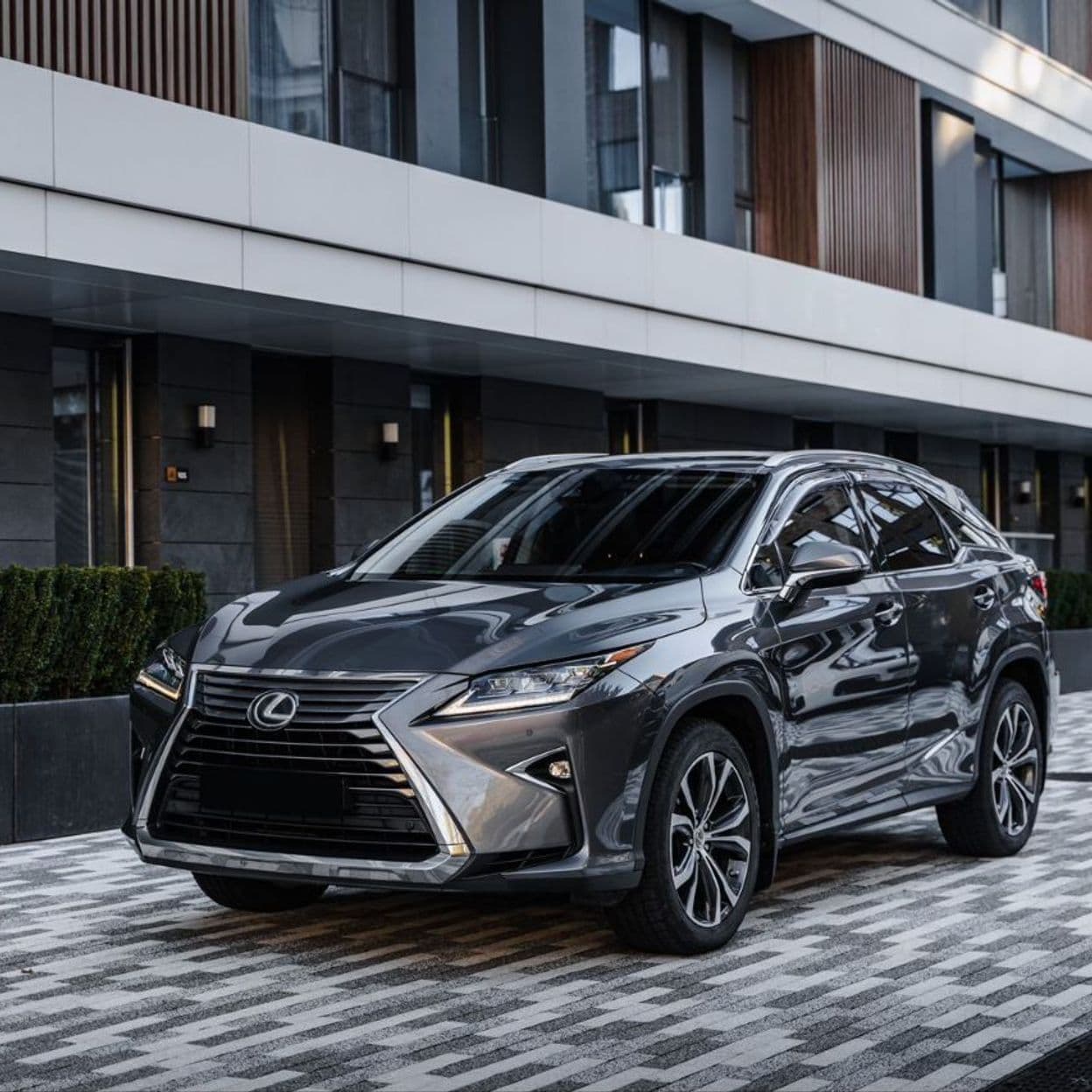 Купить Lexus RX350