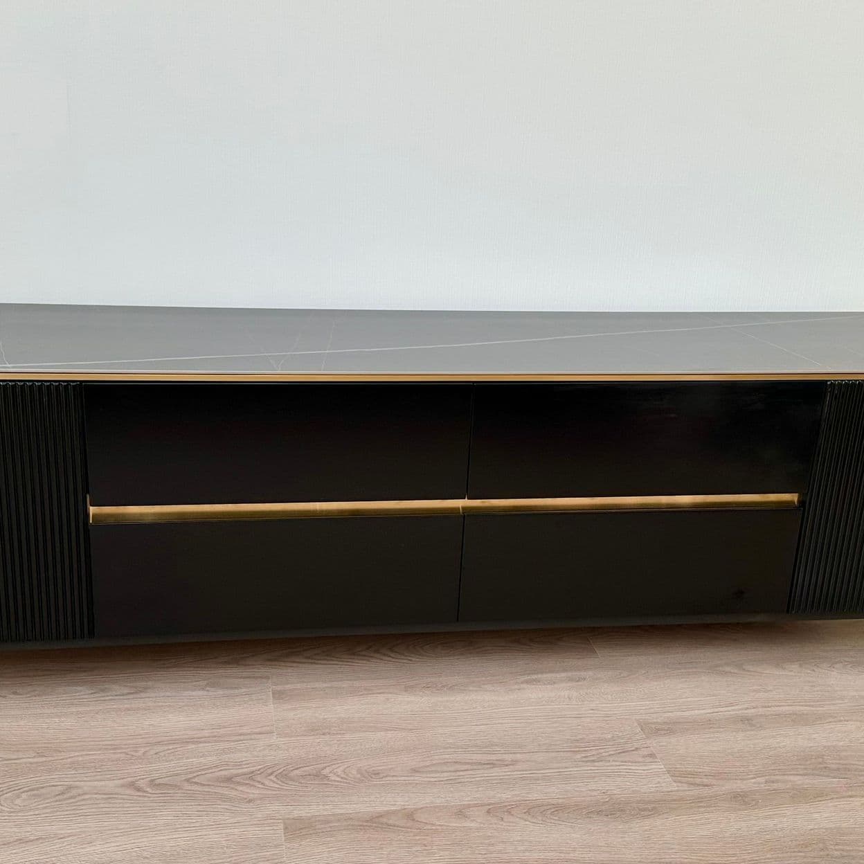 Купить Дизайнерская TV тумба TVT2024-4B