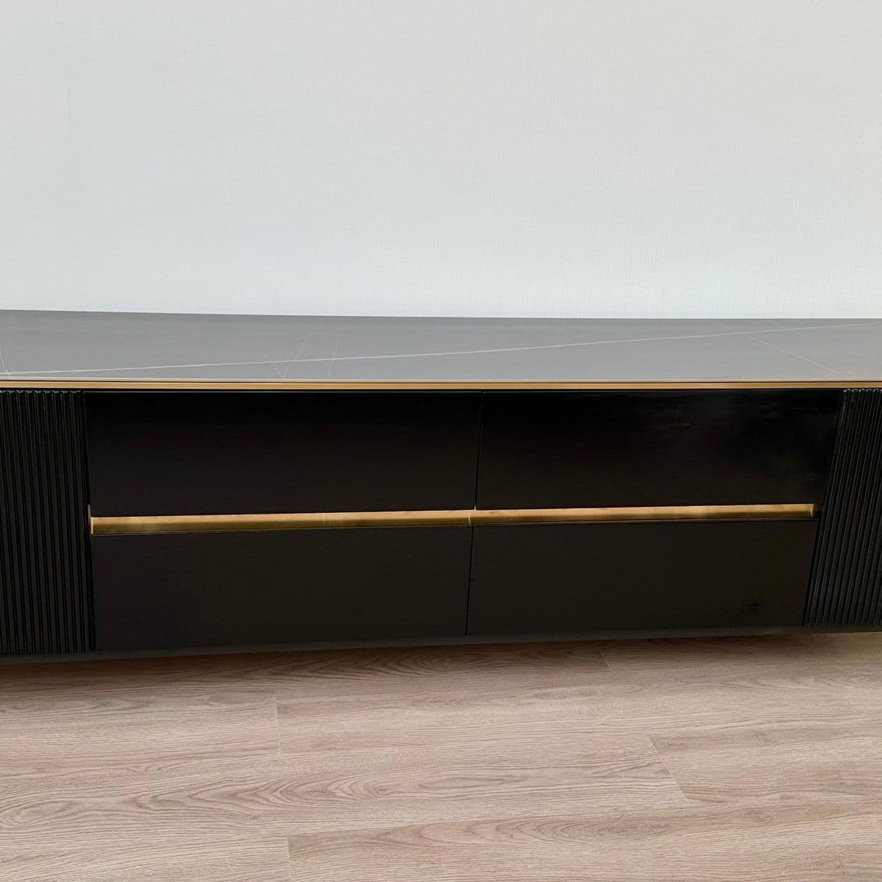 Купить Дизайнерская TV тумба TVT2024-4B
