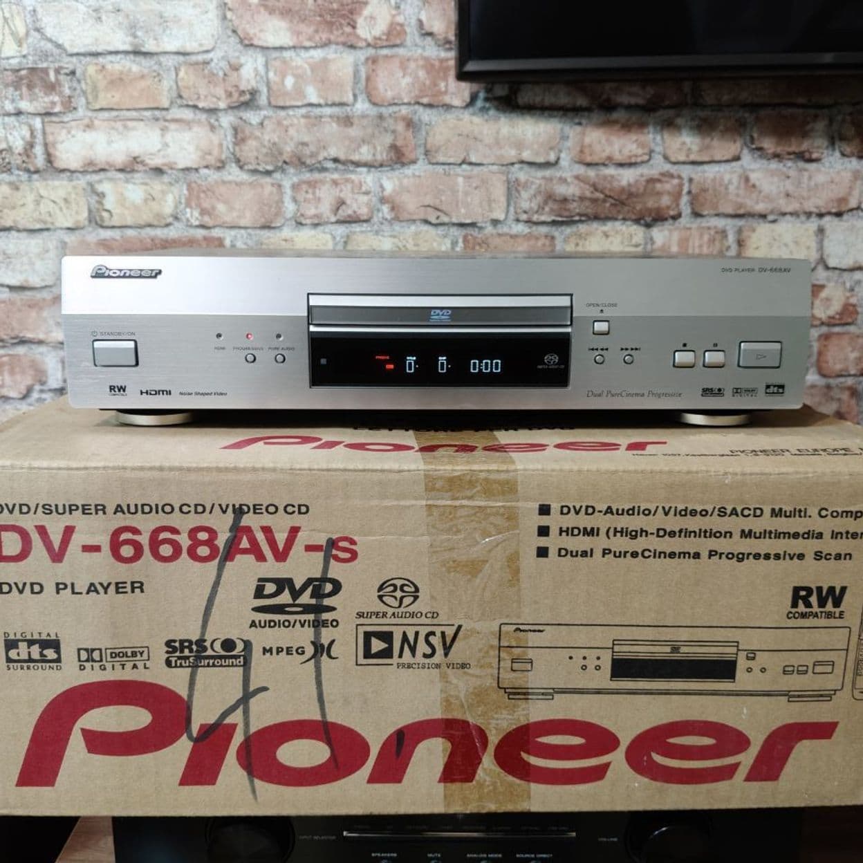 Купить DVD/SACD проигрыватель Pioneer DV-668AV-s (Б/У)