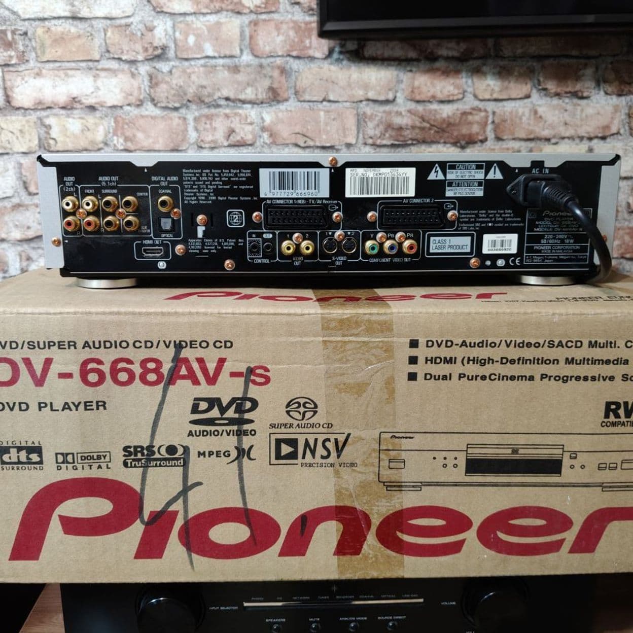 Купить DVD/SACD проигрыватель Pioneer DV-668AV-s (Б/У)
