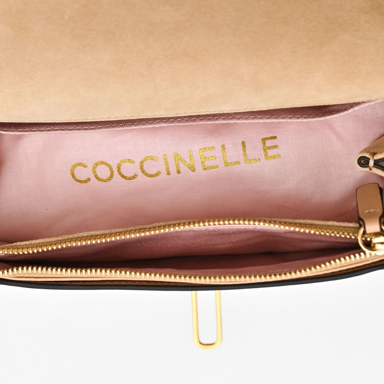 Купить Сумка женская Coccinelle