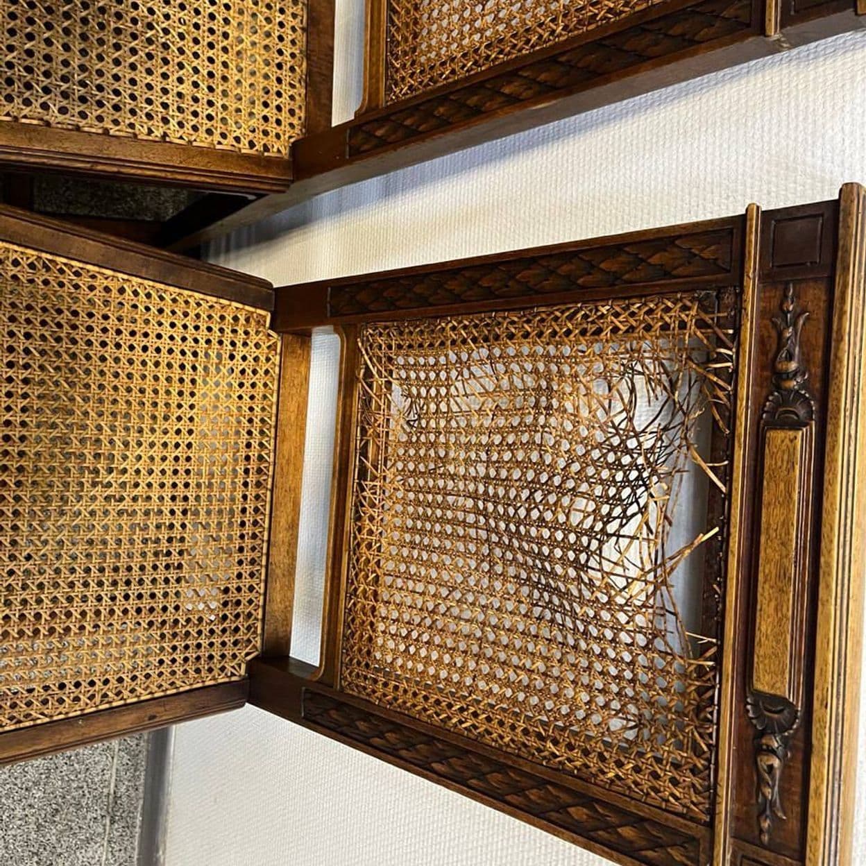 Купить Старинные стулья с ротангом 6 шт