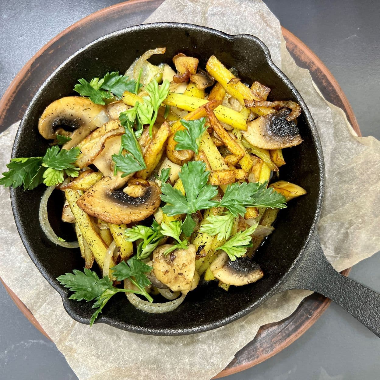 Купить Картошка жаренная с грибами и луком