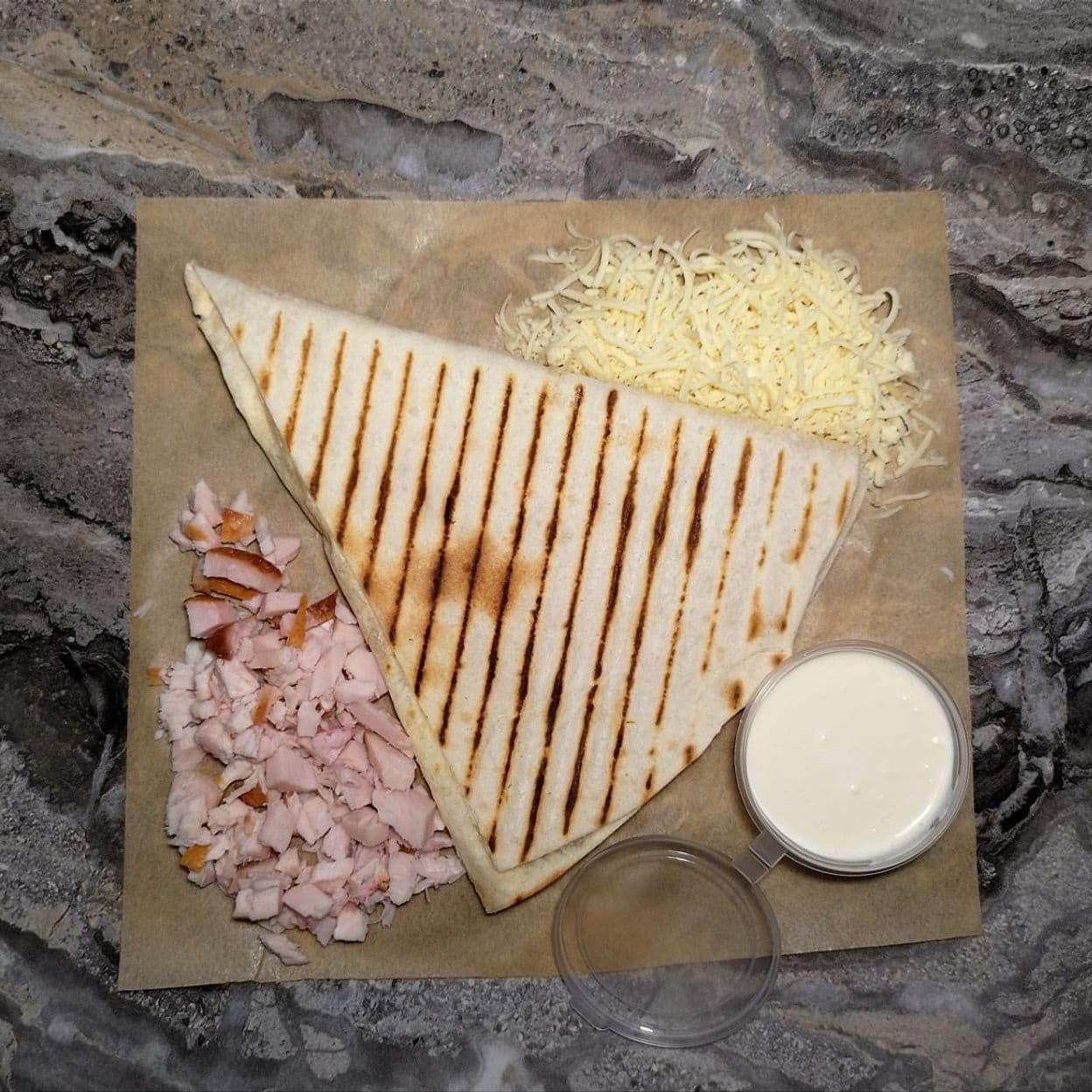 Купить Треугольничек с курицей и сыром