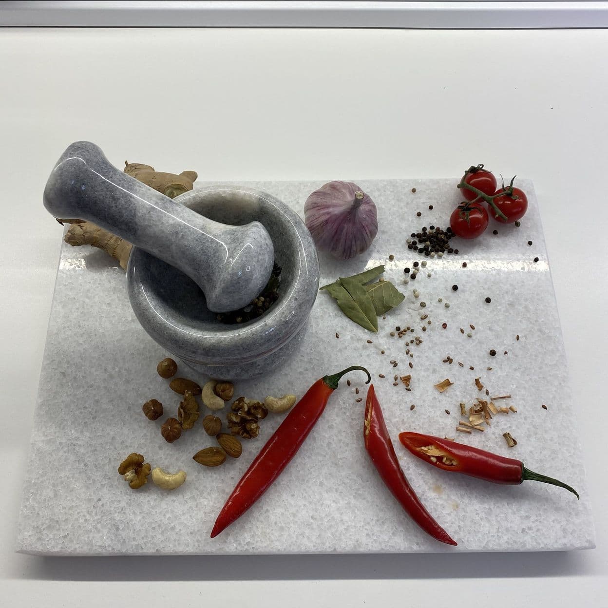 Купить Ступка с пестиком для измельчения из мрамора