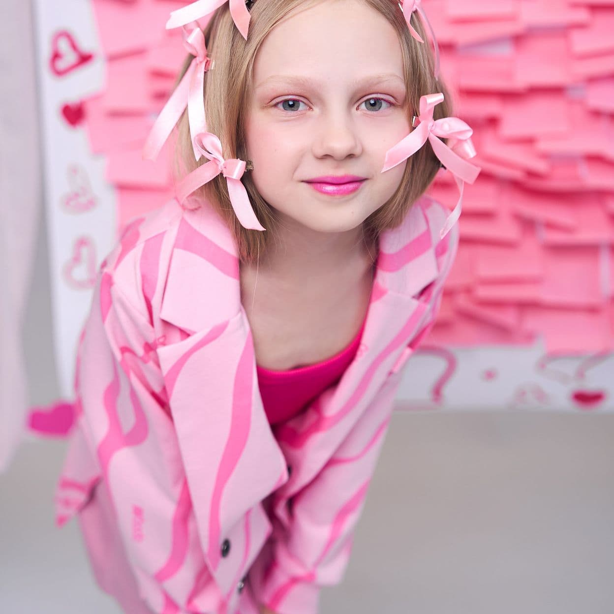 Купить Электронный журнал RAAMAT Magazine April 2025 Teen&Kids Edition Issue 1