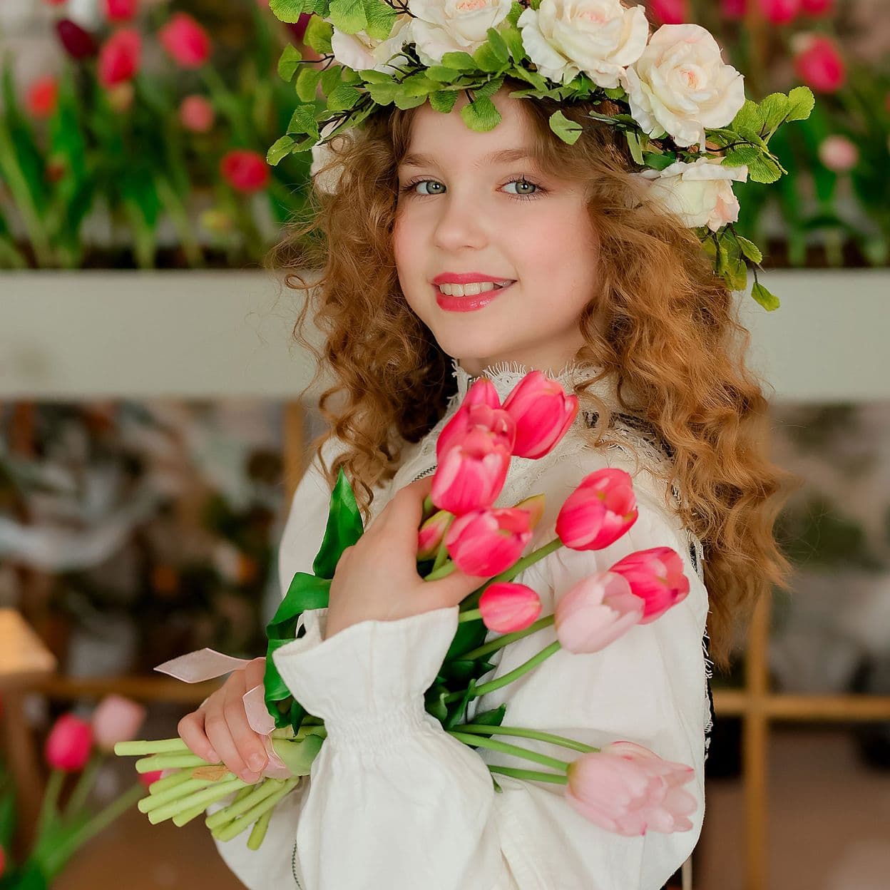 Купить Электронный журнал RAAMAT Magazine April 2025 Teen&Kids Edition Issue 1