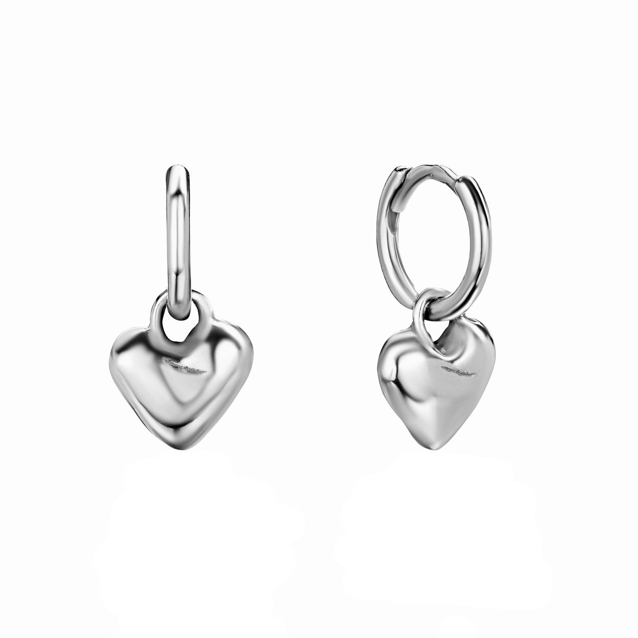 Купить LOVE ALWAYS WINS Серьги-конго с подвесами сердец, платинирование