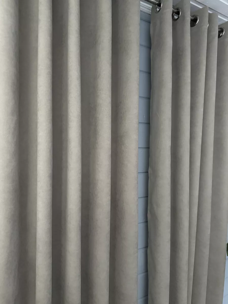 Купить 150*250. 1 шт. Канвас на люверсах.