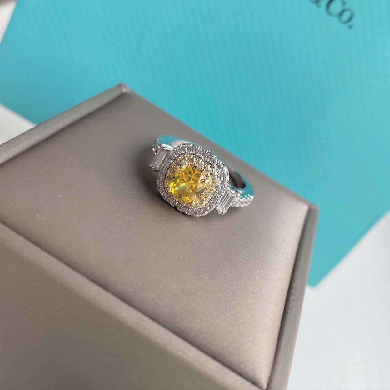 Купить Кольцо Yellow