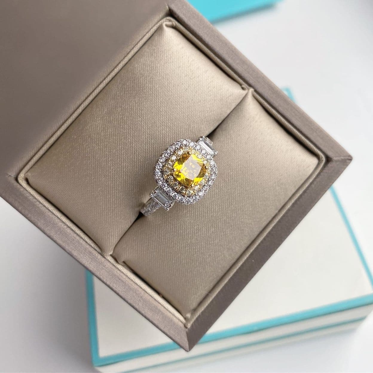 Купить Кольцо Yellow