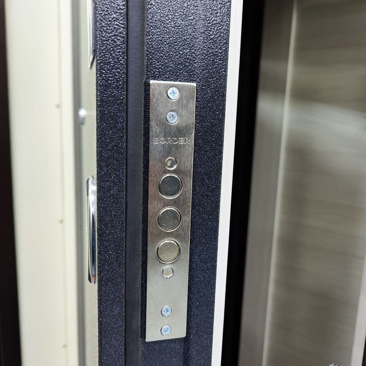 Купить Дверь входная "СИТИ 4 NEW", ВДК