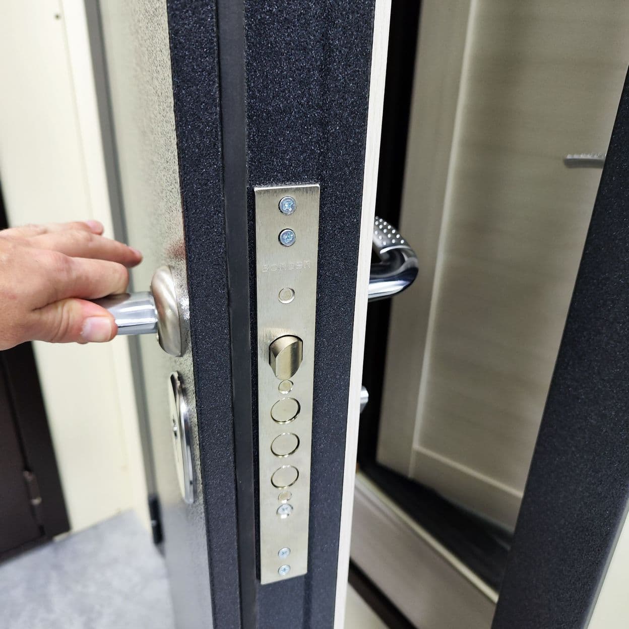 Купить Дверь входная "СИТИ 4 NEW", ВДК