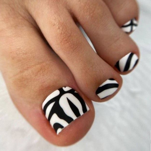 Купить Пленки для педикюра Zebra