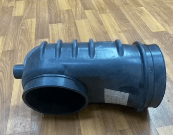 Купить Патрубок воздухозаборника Г-образный FAW J6 1109352A74U/A