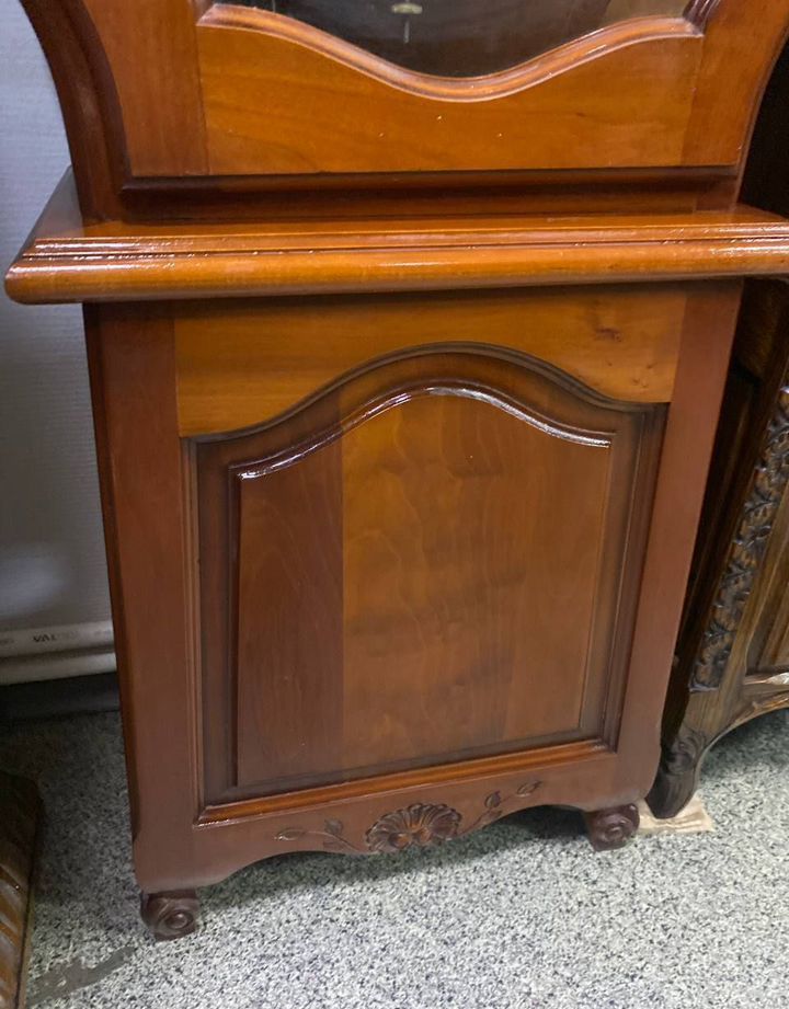 Купить Напольные старинные часы