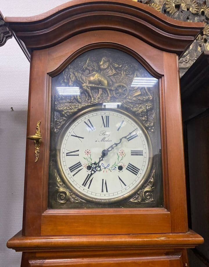 Купить Напольные старинные часы