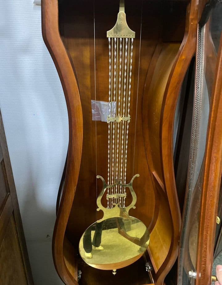 Купить Напольные старинные часы