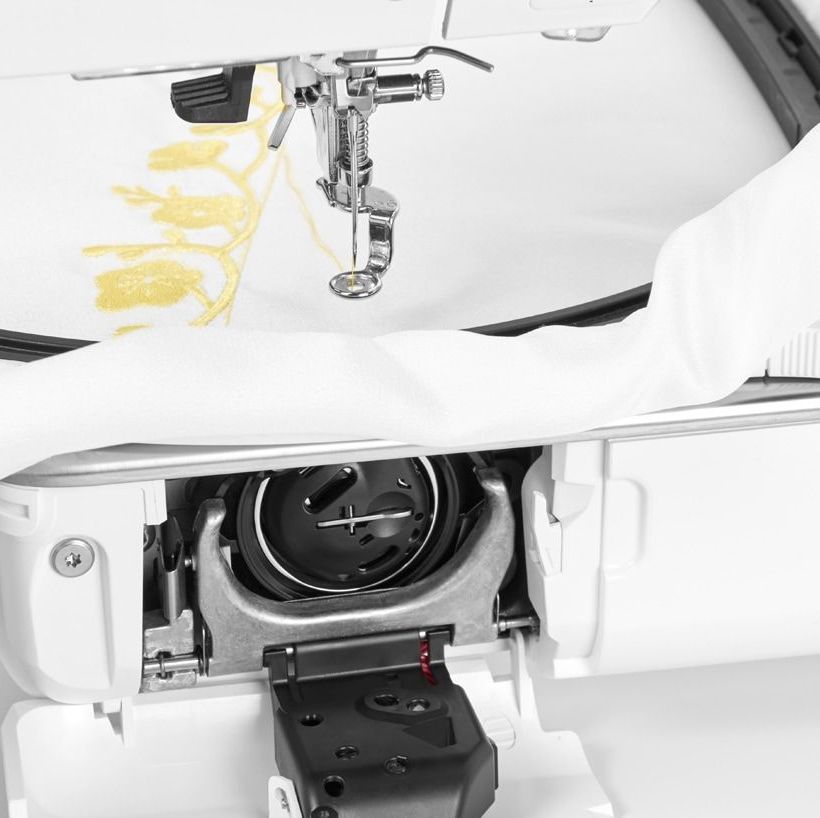 Купить Вышивальная машина BERNINA B 700 + вышивальный блок