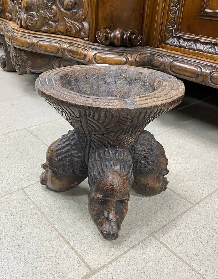 Купить Старинная пепельница