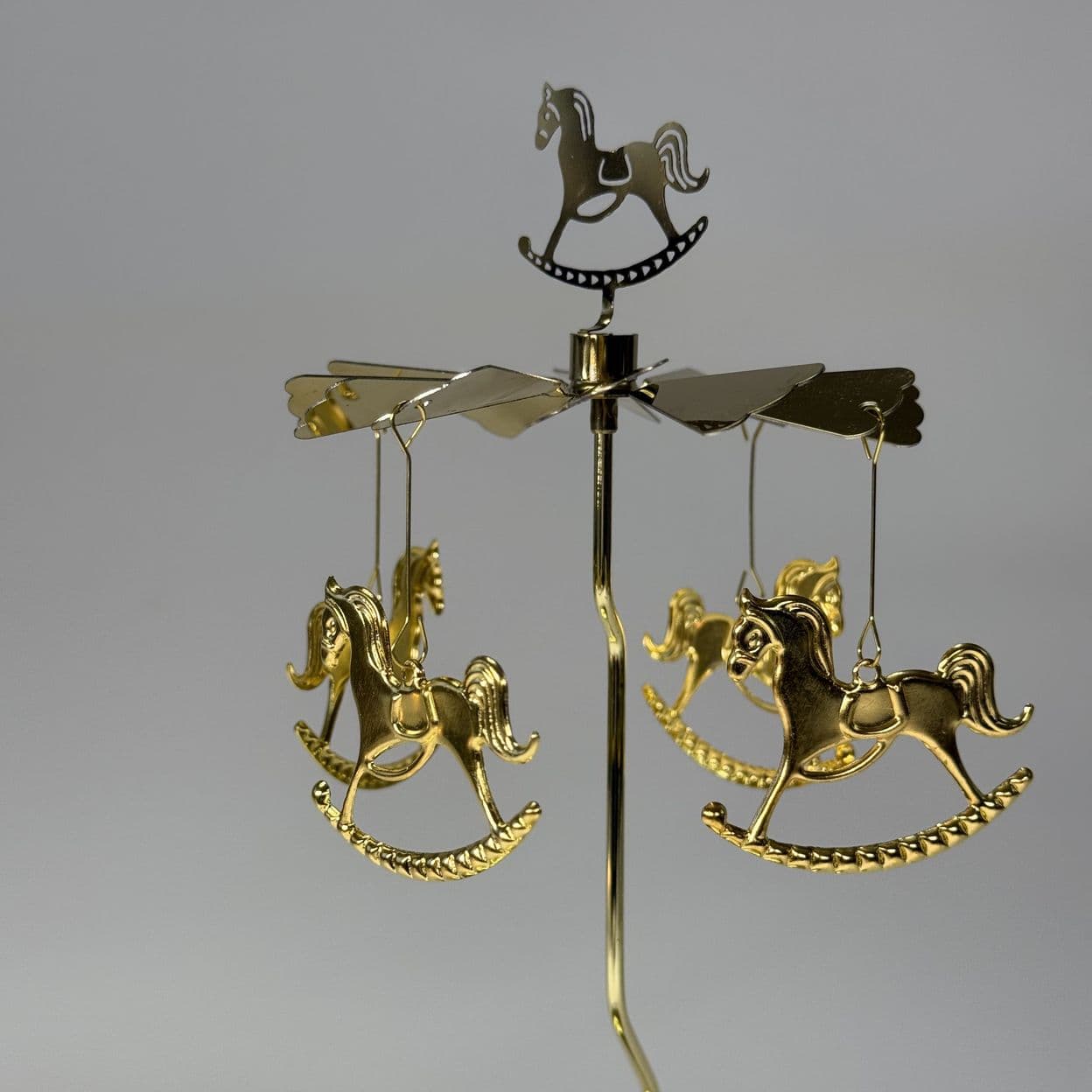 Купить Карусель для свечей "Лошадки"