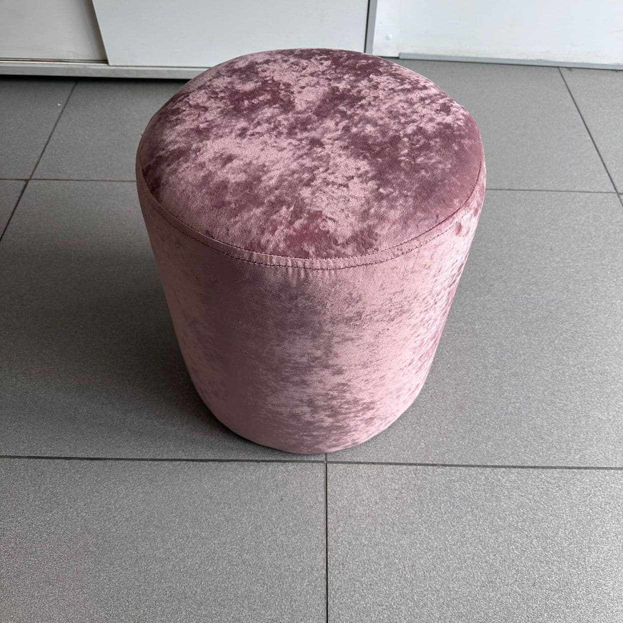 Купить Розовый пуф
