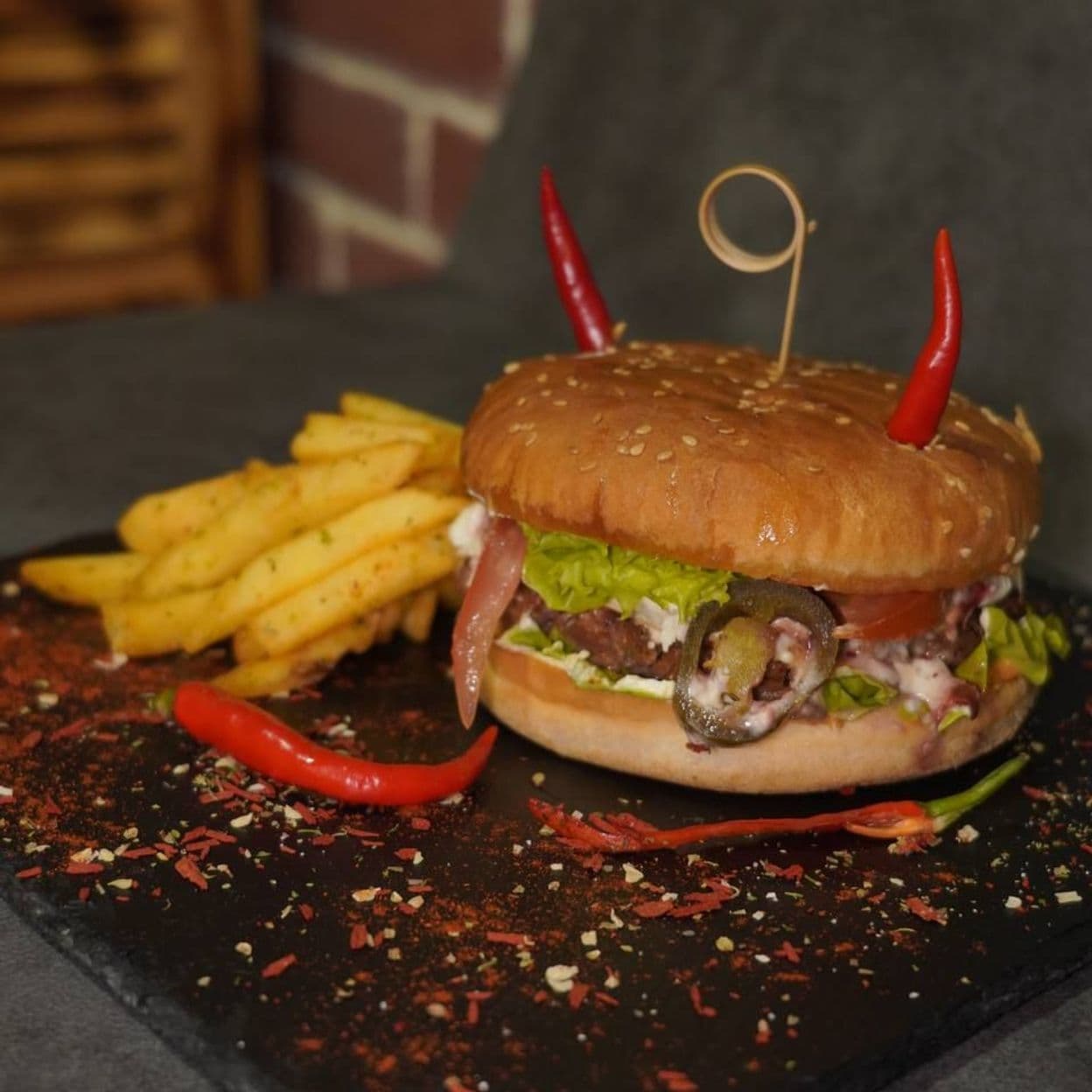 Купить Бургер «Несменная классика»