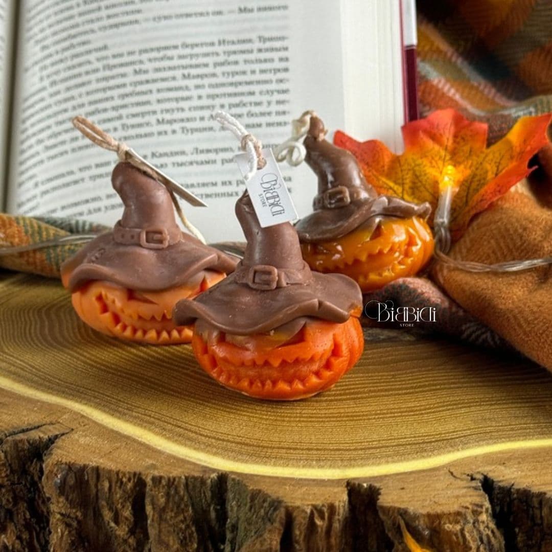 Купить Интерьерная свеча "Тыква" с ароматом печенья. Вид 6