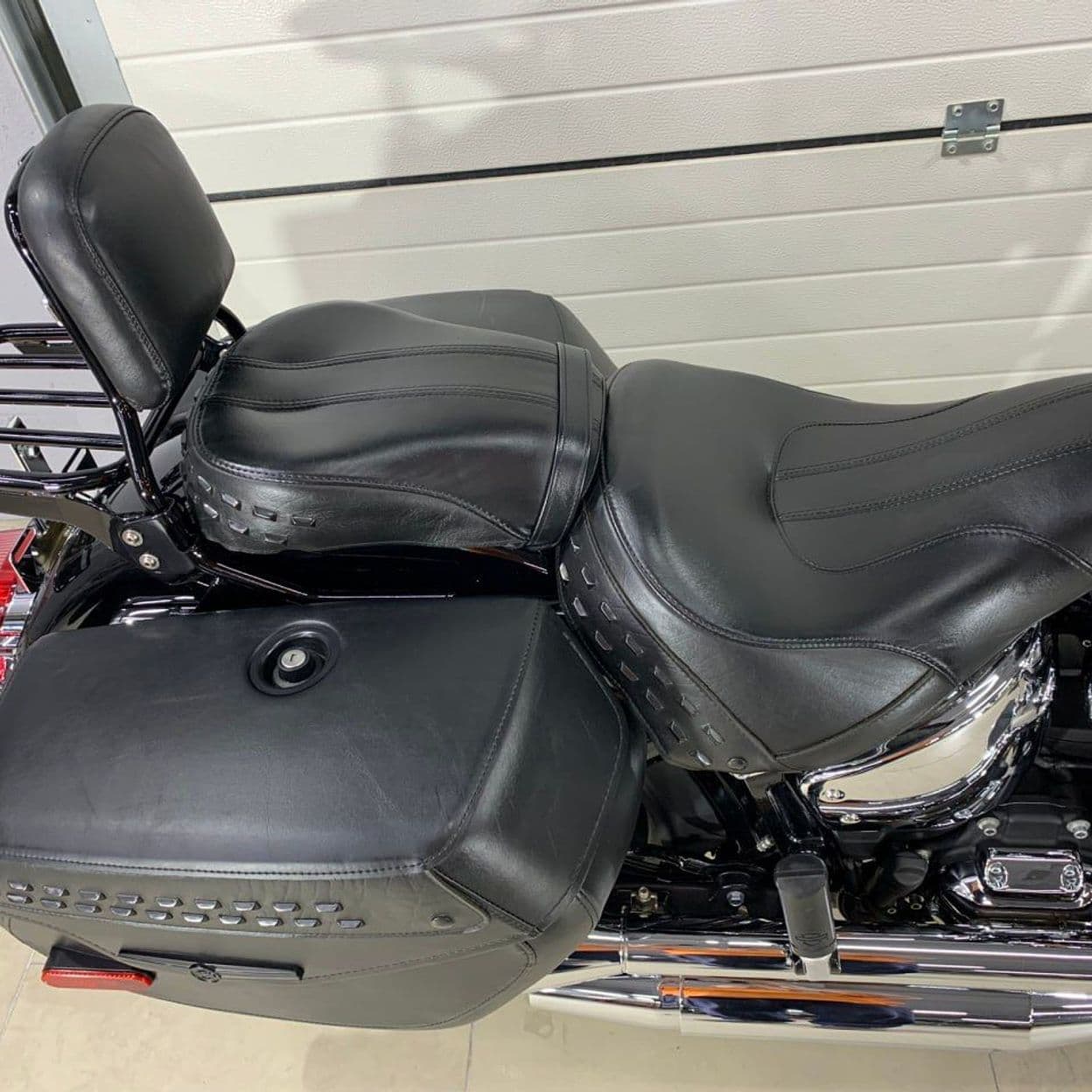 Купить Harley-Davidson Heritage Softail Classic 114