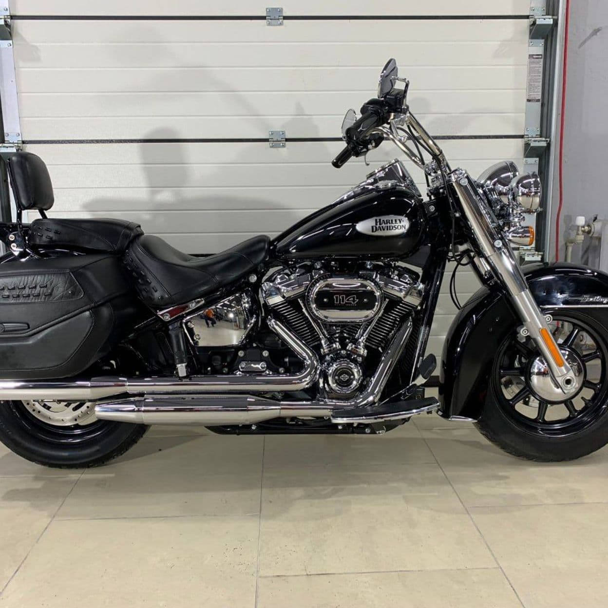 Купить Harley-Davidson Heritage Softail Classic 114