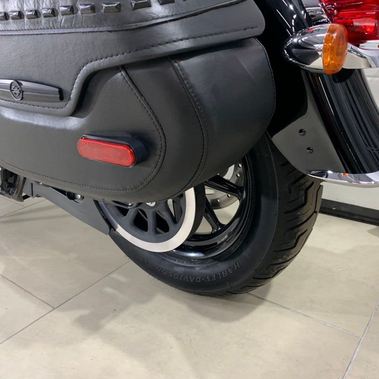 Купить Harley-Davidson Heritage Softail Classic 114