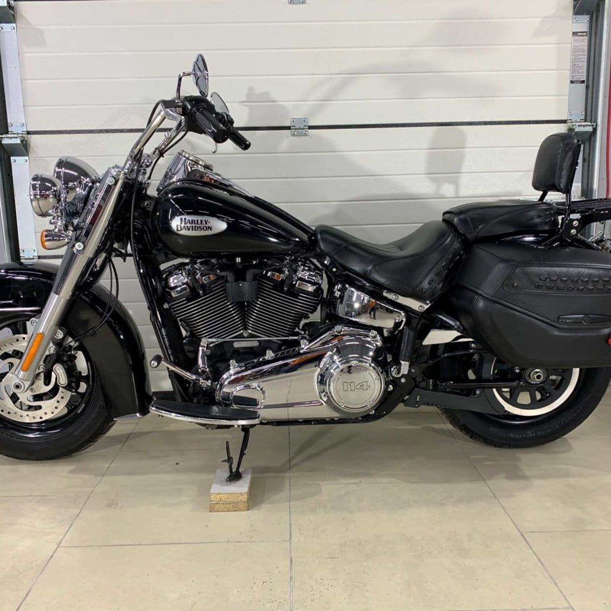 Купить Harley-Davidson Heritage Softail Classic 114