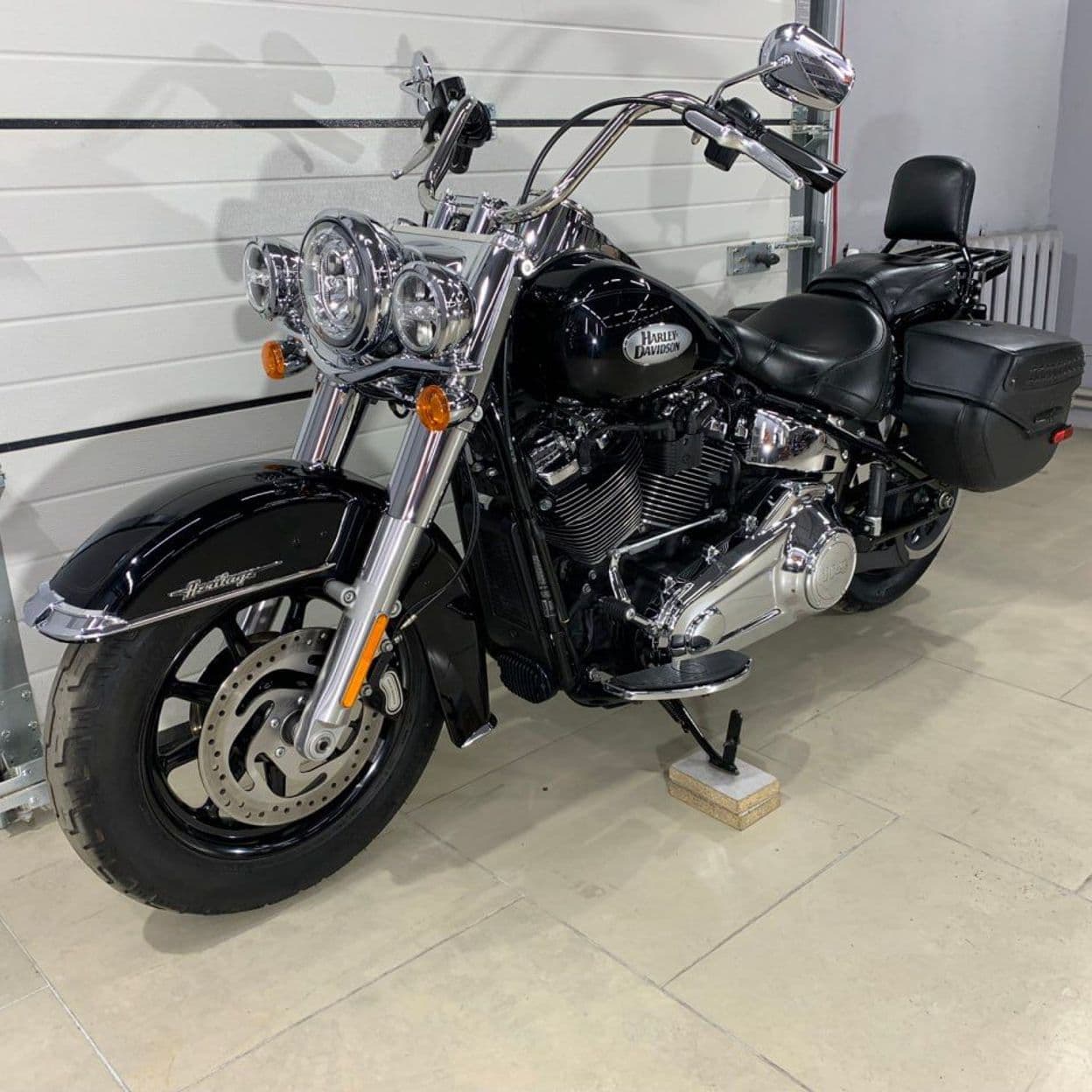 Купить Harley-Davidson Heritage Softail Classic 114