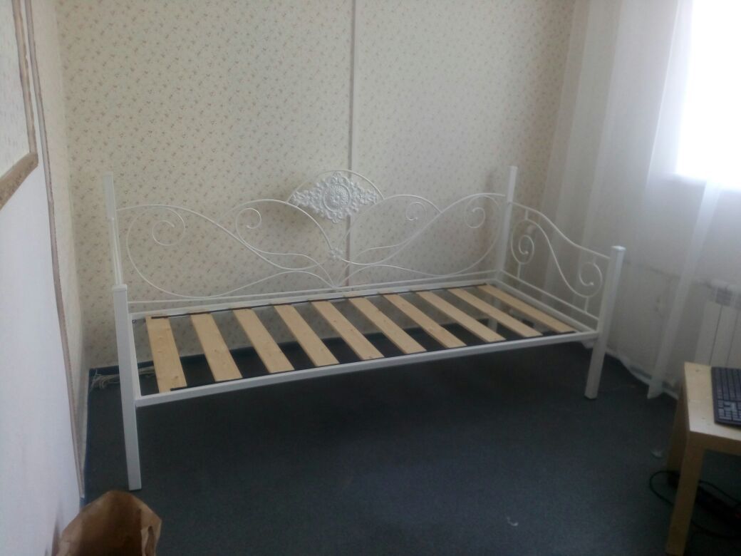 Купить кованый диван