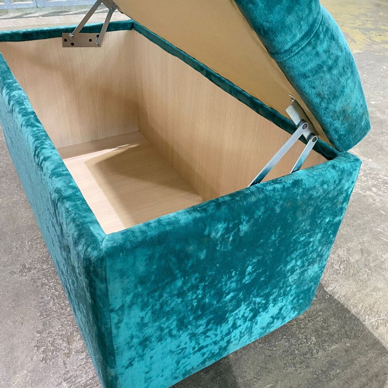 Купить Банкетка в прихожую