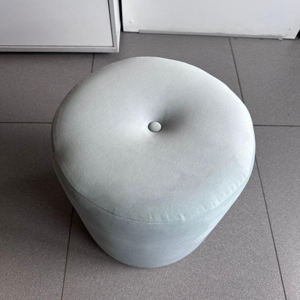 Купить МЯТНЫЙ ПУФ "ПУГОВКА"