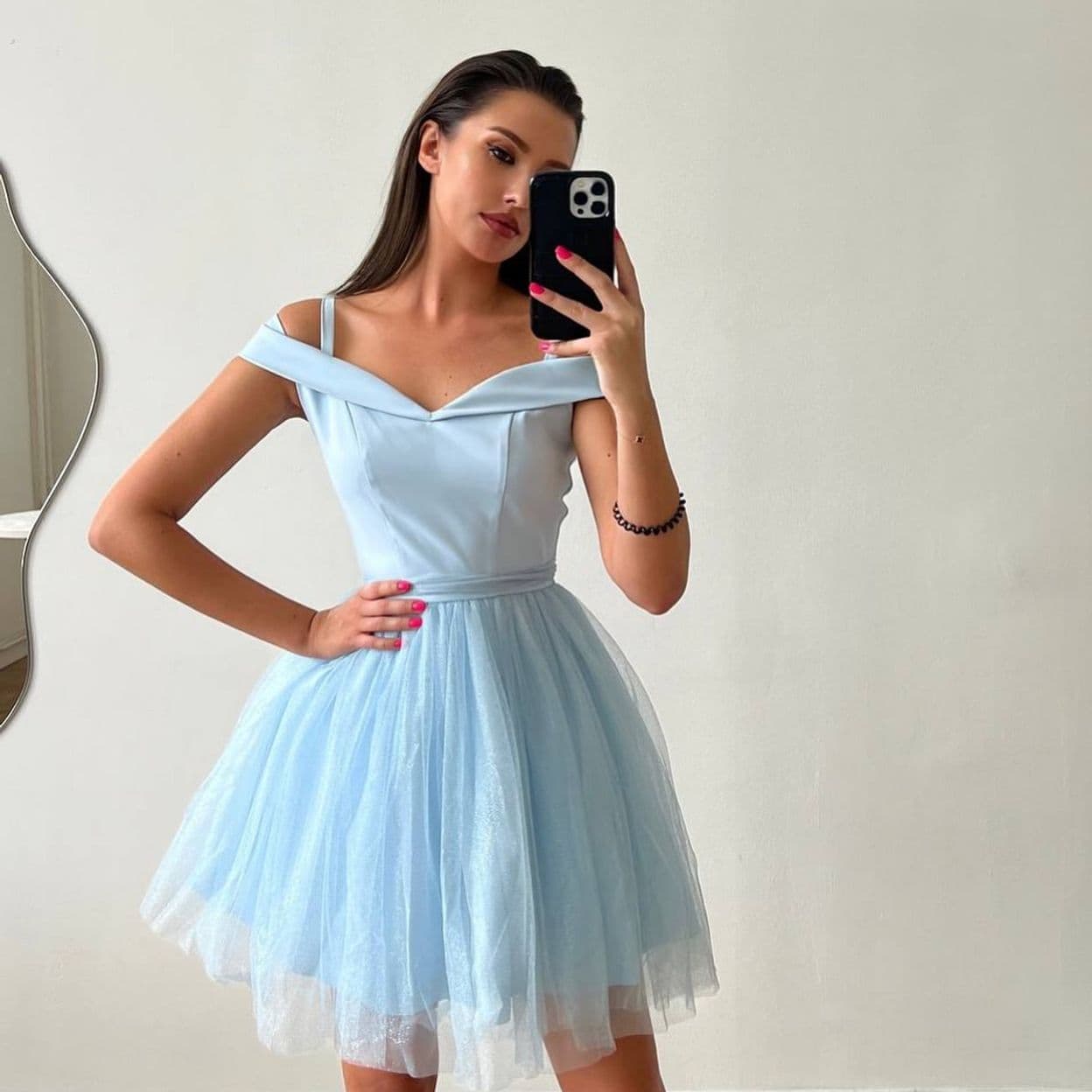 Купить Платье-мини с пышной юбочкой