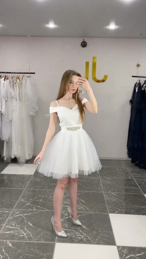 Купить Платье мини с пышной юбочкой