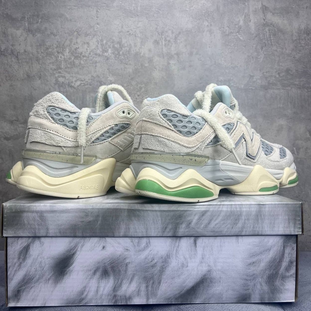 Купить New Balance 9060BW1 Bricks And Wood