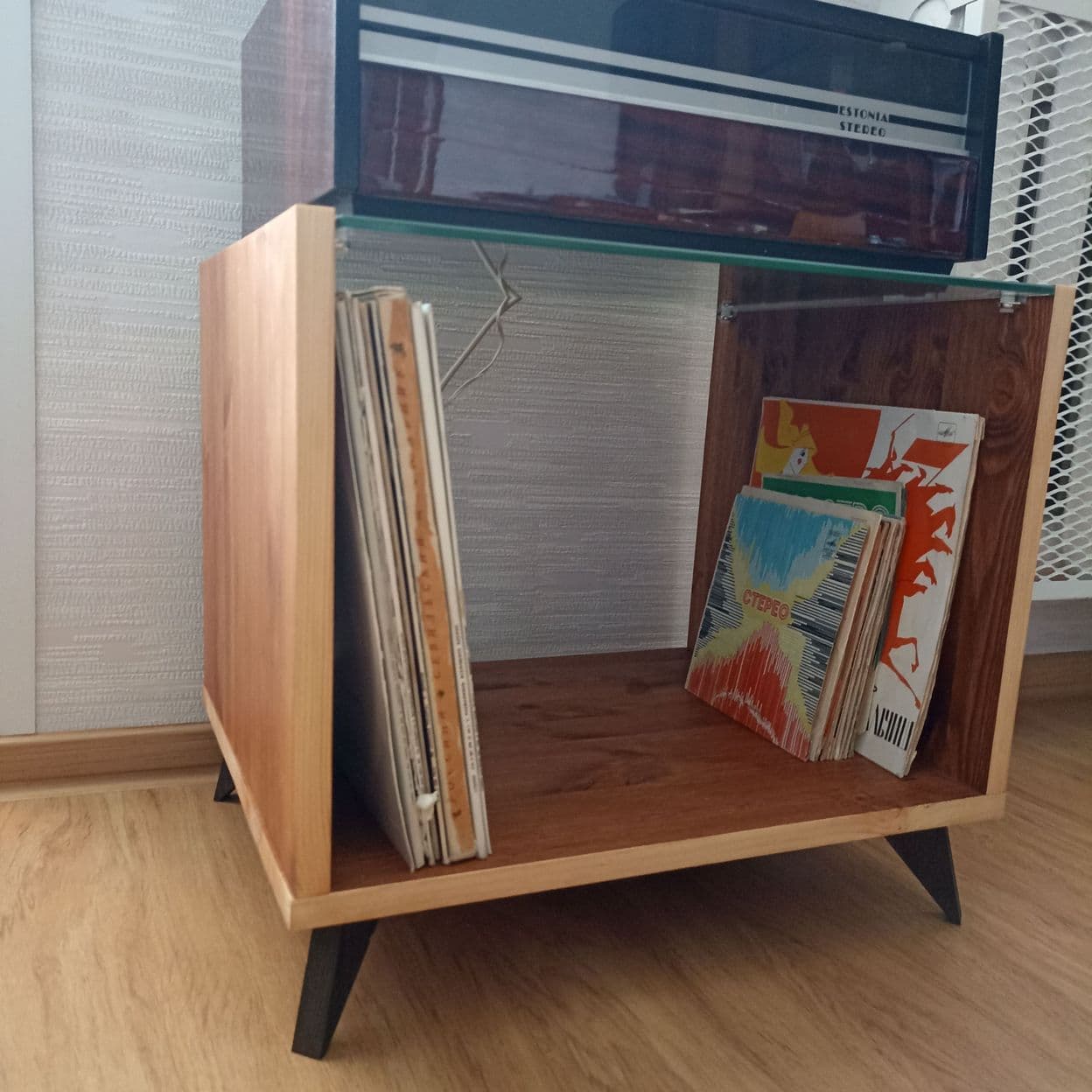 Купить Консоль для винила дерево mid-century modern