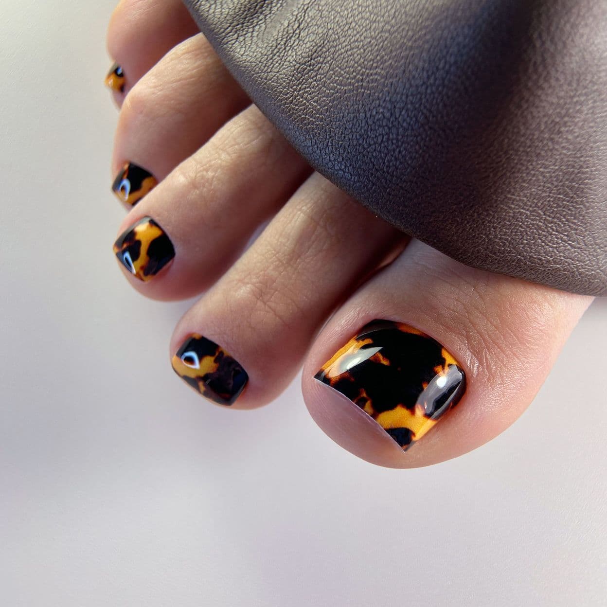 Купить Пленки для педикюра Dark Tortoiseishell