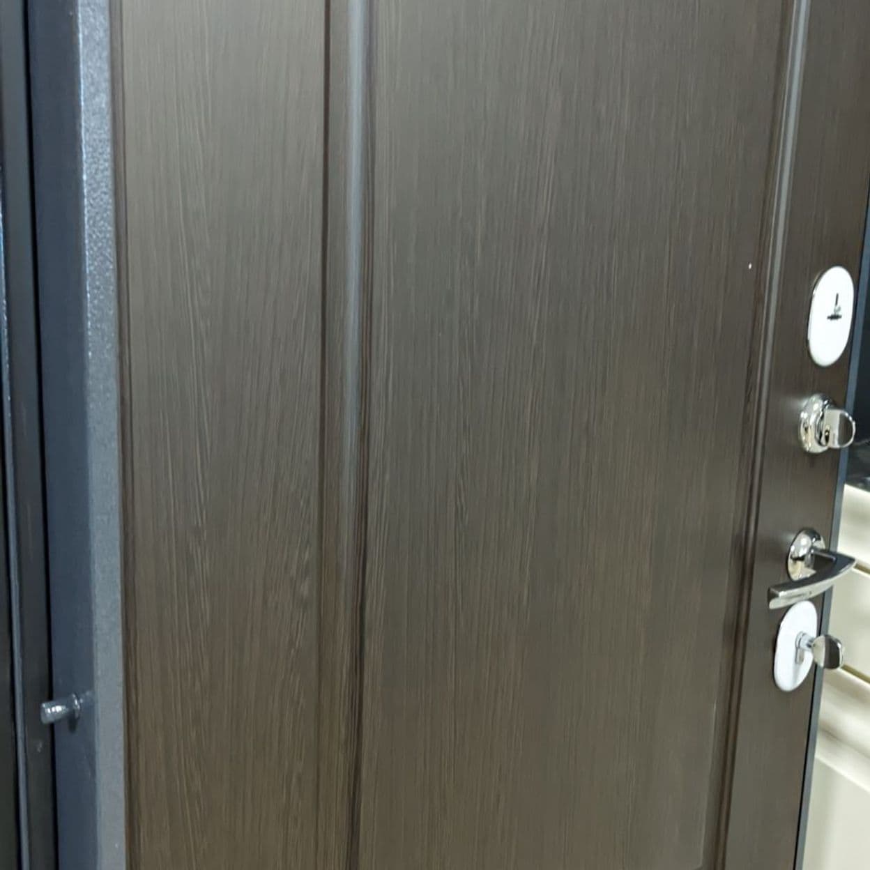 Купить Дверь входная "КЁЛЬН", венге