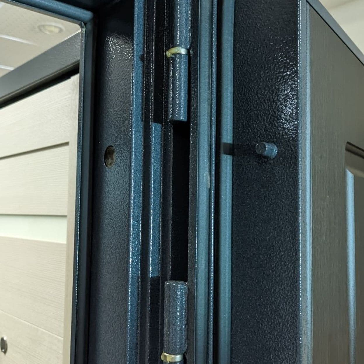 Купить Дверь входная "КЁЛЬН", венге