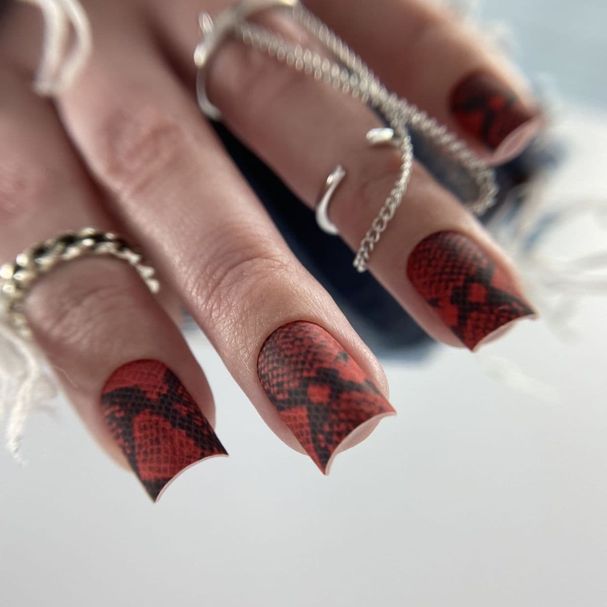 Купить Пленки для маникюра Red Python