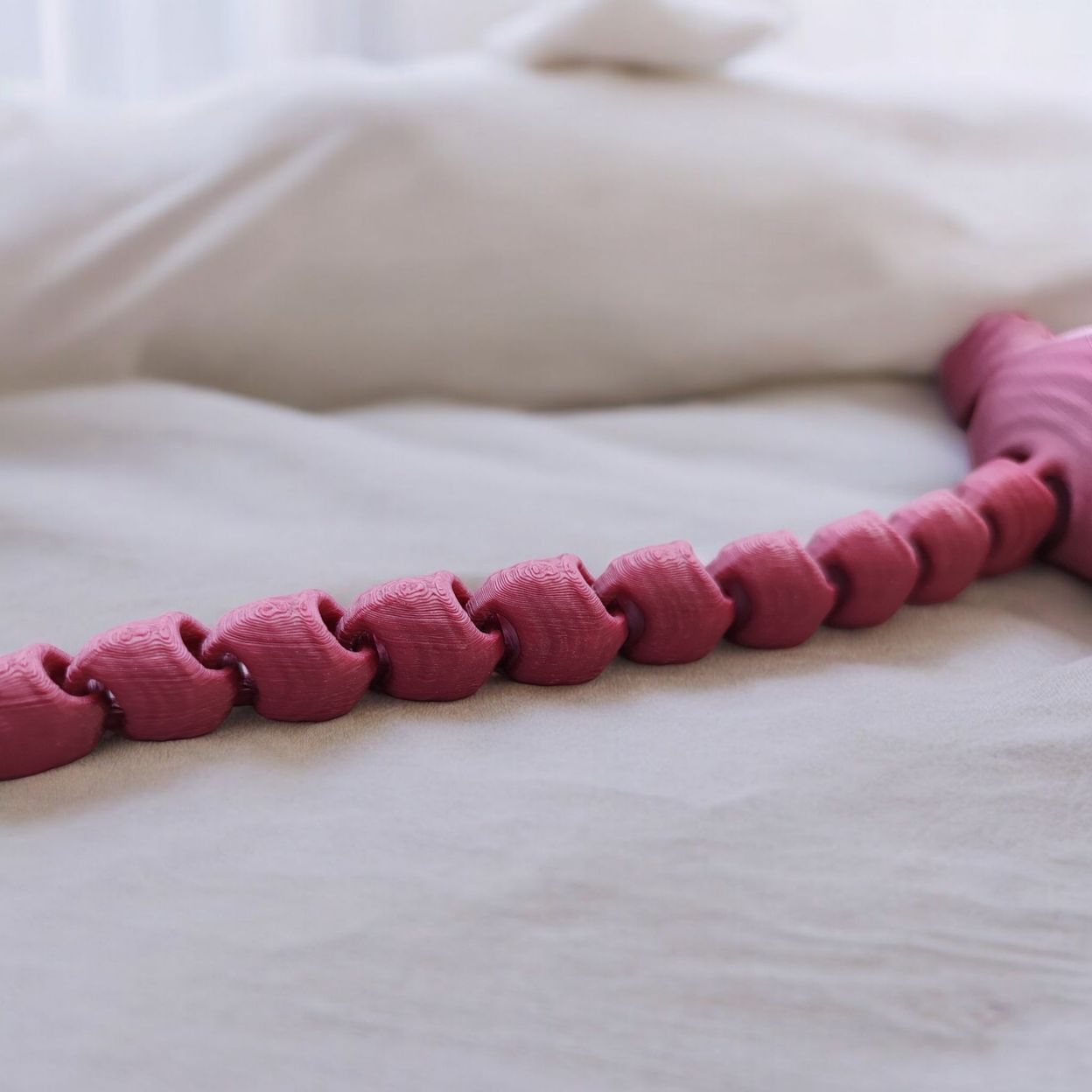 Купить Подвижная игрушка кошка Сфинкс V-ушки